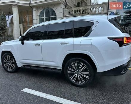 Белый Лексус ЛХ, объемом двигателя 3.45 л и пробегом 20 тыс. км за 127500 $, фото 93 на Automoto.ua