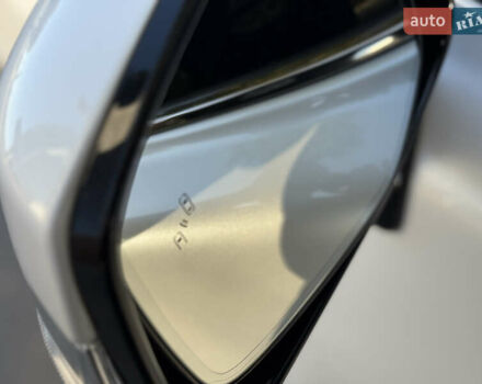 Лексус ЛХ 2022 у Києві на Automoto.ua Білий Лексус ЛХ, об'ємом двигуна 3.5 л та пробігом 33 тис. км за 113500 $, фото 20 на Automoto.ua