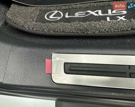 Белый Лексус ЛХ, объемом двигателя 3.35 л и пробегом 12 тыс. км за 120500 $, фото 39 на Automoto.ua