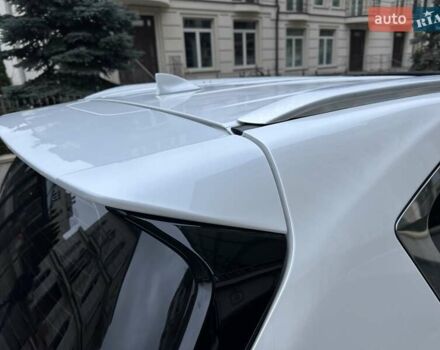 Белый Лексус ЛХ, объемом двигателя 3.45 л и пробегом 20 тыс. км за 127500 $, фото 27 на Automoto.ua