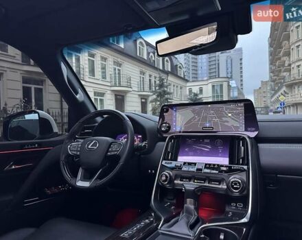 Белый Лексус ЛХ, объемом двигателя 3.45 л и пробегом 20 тыс. км за 127500 $, фото 68 на Automoto.ua