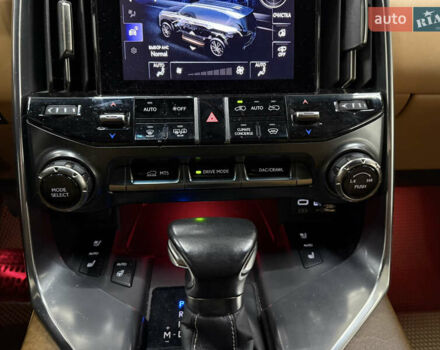 Белый Лексус ЛХ, объемом двигателя 3.35 л и пробегом 50 тыс. км за 114900 $, фото 15 на Automoto.ua