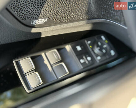 Лексус ЛХ 2022 у Києві на Automoto.ua Білий Лексус ЛХ, об'ємом двигуна 3.5 л та пробігом 33 тис. км за 113500 $, фото 52 на Automoto.ua