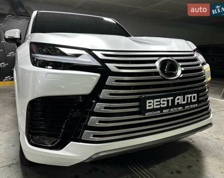Лексус ЛХ 2022 в Киеве на Automoto.ua Белый Лексус ЛХ, объемом двигателя 3.45 л и пробегом 15 тыс. км за 117500 $, фото 2 на Automoto.ua
