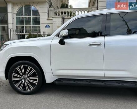 Білий Лексус ЛХ, об'ємом двигуна 3.45 л та пробігом 19 тис. км за 124900 $, фото 18 на Automoto.ua