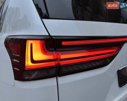 Белый Лексус ЛХ, объемом двигателя 3.45 л и пробегом 20 тыс. км за 127500 $, фото 24 на Automoto.ua