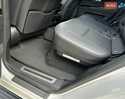 Білий Лексус ЛХ, об'ємом двигуна 3.35 л та пробігом 37 тис. км за 114900 $, фото 49 на Automoto.ua