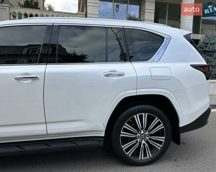 Білий Лексус ЛХ, об'ємом двигуна 3.45 л та пробігом 19 тис. км за 124900 $, фото 19 на Automoto.ua