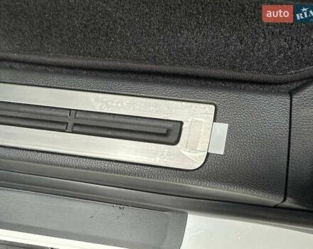 Белый Лексус ЛХ, объемом двигателя 3.35 л и пробегом 12 тыс. км за 120500 $, фото 84 на Automoto.ua