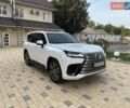 Белый Лексус ЛХ, объемом двигателя 3.35 л и пробегом 5 тыс. км за 120000 $, фото 3 на Automoto.ua