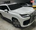 Лексус ЛХ 2022 в Киеве на Automoto.ua Белый Лексус ЛХ, объемом двигателя 3.45 л и пробегом 15 тыс. км за 117500 $, фото 99 на Automoto.ua