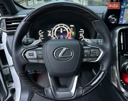 Белый Лексус ЛХ, объемом двигателя 3.45 л и пробегом 20 тыс. км за 127500 $, фото 36 на Automoto.ua