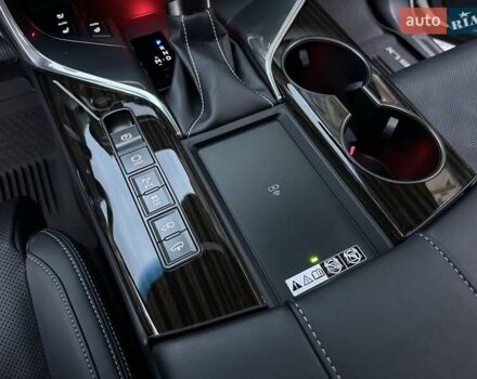 Белый Лексус ЛХ, объемом двигателя 3.45 л и пробегом 20 тыс. км за 127500 $, фото 43 на Automoto.ua