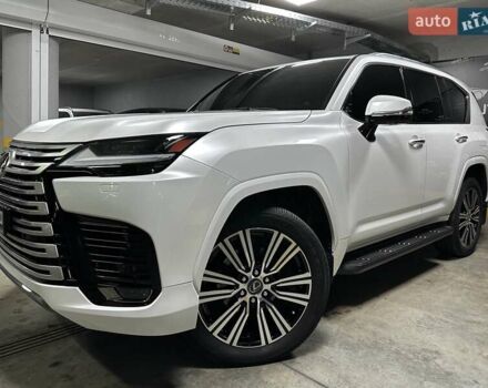 Лексус ЛХ 2022 в Киеве на Automoto.ua Белый Лексус ЛХ, объемом двигателя 3.45 л и пробегом 15 тыс. км за 117500 $, фото 98 на Automoto.ua
