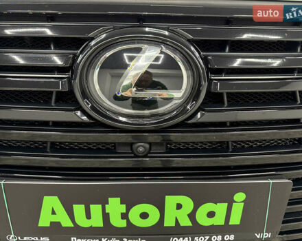 Белый Лексус ЛХ, объемом двигателя 3.35 л и пробегом 50 тыс. км за 114900 $, фото 8 на Automoto.ua