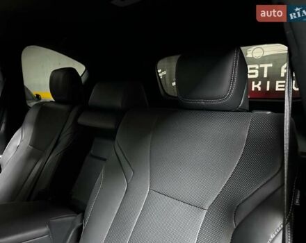 Лексус ЛХ 2022 в Киеве на Automoto.ua Белый Лексус ЛХ, объемом двигателя 3.45 л и пробегом 15 тыс. км за 117500 $, фото 60 на Automoto.ua