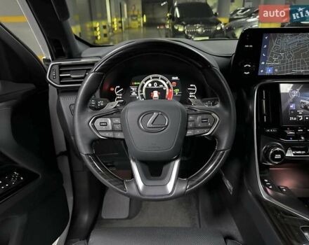 Лексус ЛХ 2022 в Киеве на Automoto.ua Белый Лексус ЛХ, объемом двигателя 3.45 л и пробегом 15 тыс. км за 117500 $, фото 49 на Automoto.ua