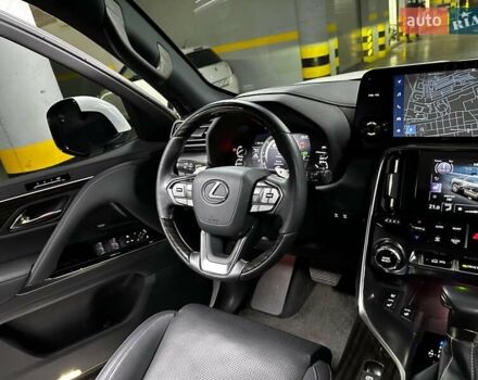 Лексус ЛХ 2022 в Киеве на Automoto.ua Белый Лексус ЛХ, объемом двигателя 3.45 л и пробегом 15 тыс. км за 117500 $, фото 82 на Automoto.ua