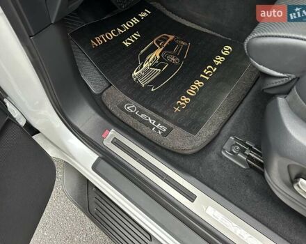 Белый Лексус ЛХ, объемом двигателя 3.35 л и пробегом 12 тыс. км за 120500 $, фото 37 на Automoto.ua