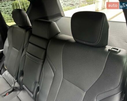 Белый Лексус ЛХ, объемом двигателя 3.35 л и пробегом 12 тыс. км за 120500 $, фото 78 на Automoto.ua