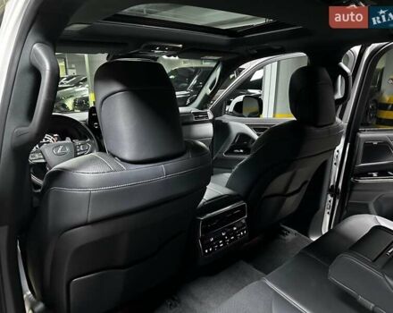 Лексус ЛХ 2022 в Киеве на Automoto.ua Белый Лексус ЛХ, объемом двигателя 3.45 л и пробегом 15 тыс. км за 117500 $, фото 56 на Automoto.ua