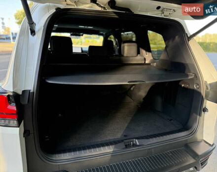 Лексус ЛХ 2022 у Києві на Automoto.ua Білий Лексус ЛХ, об'ємом двигуна 3.5 л та пробігом 33 тис. км за 113500 $, фото 58 на Automoto.ua