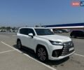 Белый Лексус ЛХ, объемом двигателя 3.35 л и пробегом 40 тыс. км за 120000 $, фото 3 на Automoto.ua