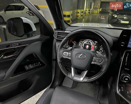 Лексус ЛХ 2022 в Киеве на Automoto.ua Белый Лексус ЛХ, объемом двигателя 3.45 л и пробегом 15 тыс. км за 117500 $, фото 70 на Automoto.ua