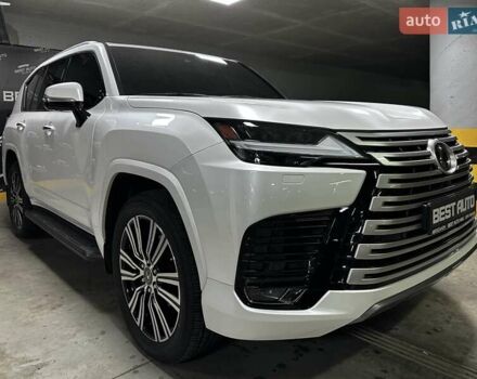 Лексус ЛХ 2022 в Киеве на Automoto.ua Белый Лексус ЛХ, объемом двигателя 3.45 л и пробегом 15 тыс. км за 117500 $, фото 3 на Automoto.ua