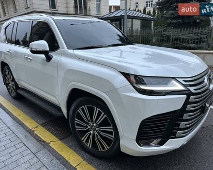 Белый Лексус ЛХ, объемом двигателя 3.45 л и пробегом 20 тыс. км за 127500 $, фото 12 на Automoto.ua