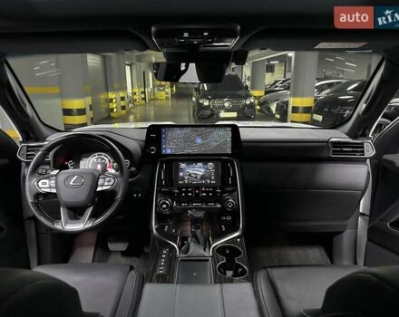 Лексус ЛХ 2022 в Киеве на Automoto.ua Белый Лексус ЛХ, объемом двигателя 3.45 л и пробегом 15 тыс. км за 117500 $, фото 51 на Automoto.ua