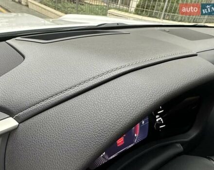 Белый Лексус ЛХ, объемом двигателя 3.35 л и пробегом 12 тыс. км за 120500 $, фото 49 на Automoto.ua