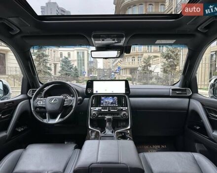 Белый Лексус ЛХ, объемом двигателя 3.35 л и пробегом 12 тыс. км за 120500 $, фото 73 на Automoto.ua