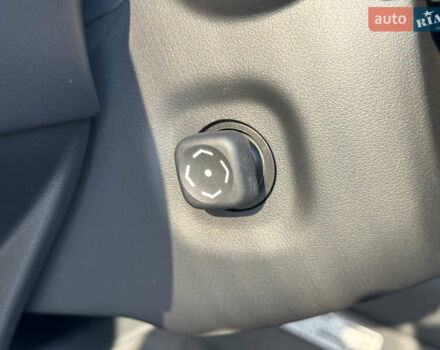 Лексус ЛХ 2022 у Києві на Automoto.ua Білий Лексус ЛХ, об'ємом двигуна 3.5 л та пробігом 33 тис. км за 113500 $, фото 54 на Automoto.ua