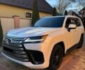 Белый Лексус ЛХ, объемом двигателя 3.35 л и пробегом 7 тыс. км за 122800 $, фото 1 на Automoto.ua