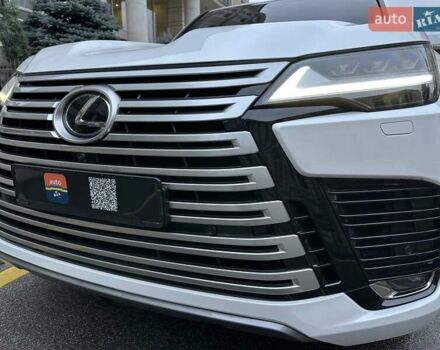 Белый Лексус ЛХ, объемом двигателя 3.45 л и пробегом 20 тыс. км за 127500 $, фото 14 на Automoto.ua