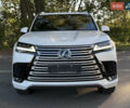 Лексус ЛХ 2022 у Києві на Automoto.ua Білий Лексус ЛХ, об'ємом двигуна 3.5 л та пробігом 33 тис. км за 113500 $, фото 4 на Automoto.ua