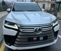 Белый Лексус ЛХ, объемом двигателя 3.45 л и пробегом 20 тыс. км за 115000 $, фото 1 на Automoto.ua