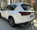Белый Лексус ЛХ, объемом двигателя 3.35 л и пробегом 170 тыс. км за 88000 $, фото 8 на Automoto.ua