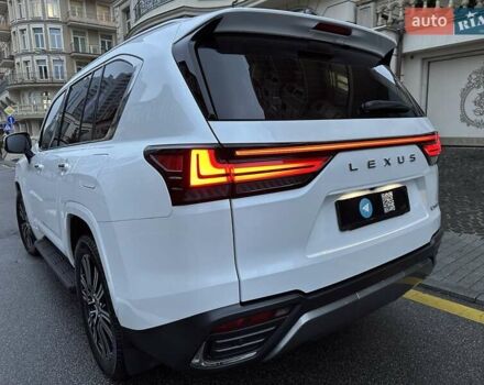 Белый Лексус ЛХ, объемом двигателя 3.45 л и пробегом 20 тыс. км за 127500 $, фото 99 на Automoto.ua