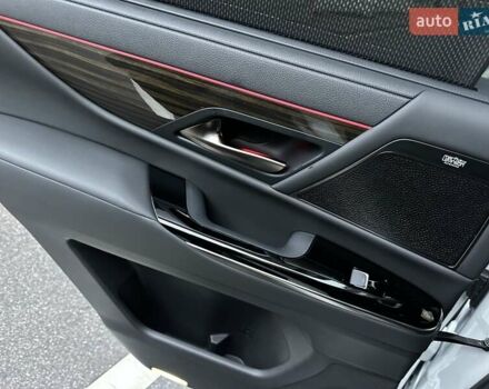 Белый Лексус ЛХ, объемом двигателя 3.45 л и пробегом 20 тыс. км за 127500 $, фото 74 на Automoto.ua