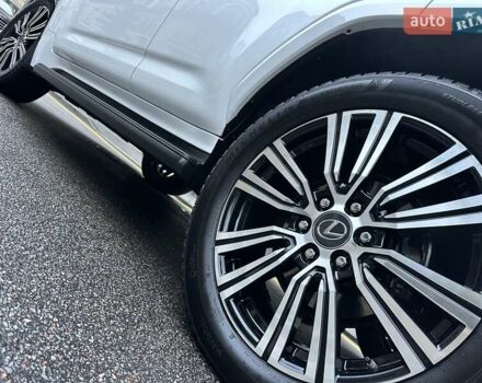 Белый Лексус ЛХ, объемом двигателя 3.45 л и пробегом 20 тыс. км за 127500 $, фото 28 на Automoto.ua