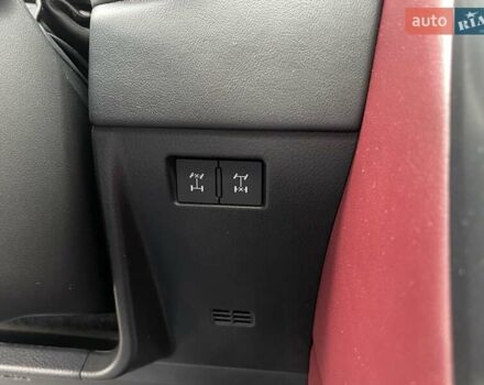 Белый Лексус ЛХ, объемом двигателя 3.35 л и пробегом 40 тыс. км за 117500 $, фото 23 на Automoto.ua