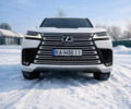 Белый Лексус ЛХ, объемом двигателя 3.35 л и пробегом 173 тыс. км за 100000 $, фото 1 на Automoto.ua