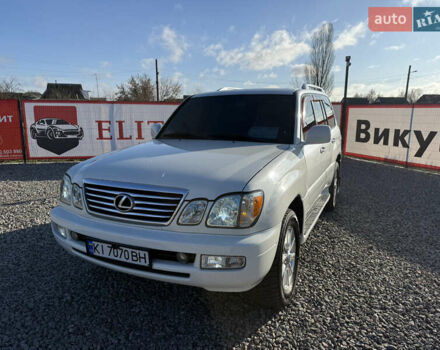 Белый Лексус ЛХ, объемом двигателя 4.66 л и пробегом 275 тыс. км за 15999 $, фото 1 на Automoto.ua