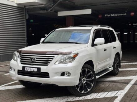 Лексус ЛХ 2008 у Києві на Automoto.ua Білий Лексус ЛХ, об'ємом двигуна 5.7 л та пробігом 268 тис. км за 24000 $, фото 1 на Automoto.ua