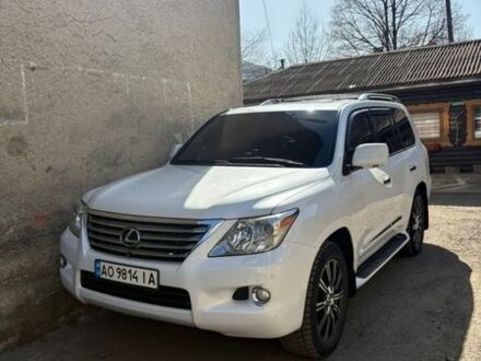 Белый Лексус ЛХ, объемом двигателя 5.7 л и пробегом 295 тыс. км за 24500 $, фото 1 на Automoto.ua