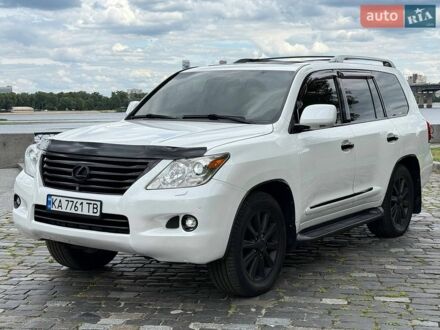 Білий Лексус ЛХ, об'ємом двигуна 5.66 л та пробігом 374 тис. км за 21500 $, фото 1 на Automoto.ua