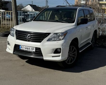 Белый Лексус ЛХ, объемом двигателя 5.7 л и пробегом 244 тыс. км за 22500 $, фото 1 на Automoto.ua
