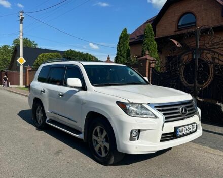 Білий Лексус ЛХ, об'ємом двигуна 5.7 л та пробігом 340 тис. км за 16000 $, фото 1 на Automoto.ua
